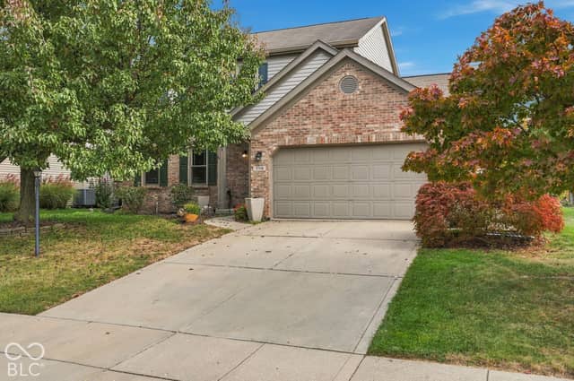 7719 Bancaster Drive, Indianapolis, IN 46268, photo 2 of 39