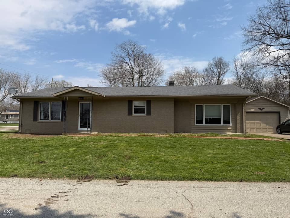6491 N Forrest Street, Quincy