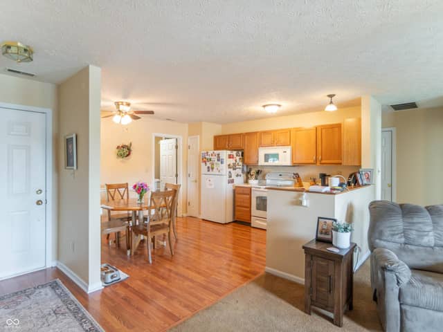 2254 Canvasback, Indianapolis, IN 46234, photo 4 of 13