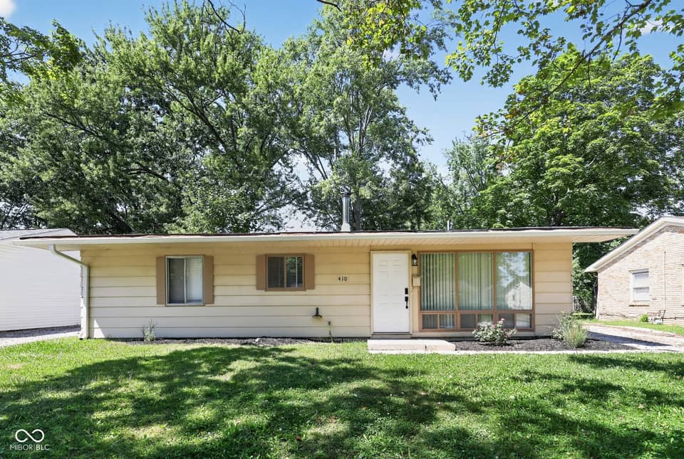 410 W Janet Drive, Brownsburg, IN 46112, photo 1 of 18