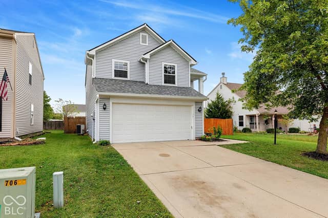 5228 Waterton Lakes Drive, Indianapolis, IN 46237, photo 3 of 47