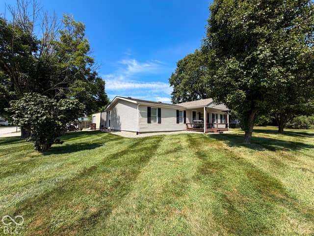 1078 Whipporwill, Seymour, IN 47274, photo 4 of 23