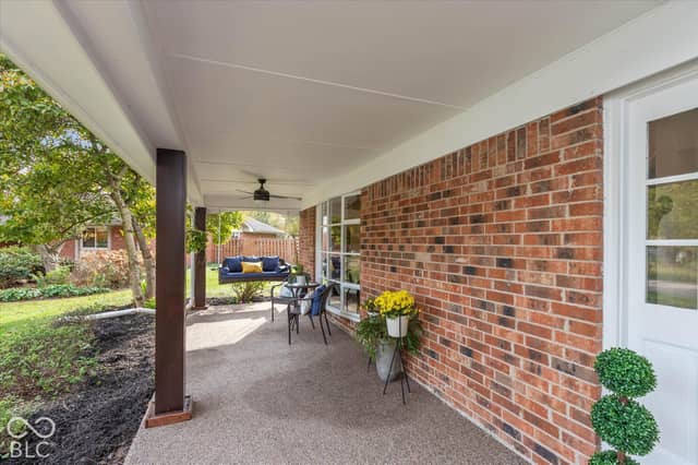 1333 Walston Court, Indianapolis, IN 46260, photo 2 of 28