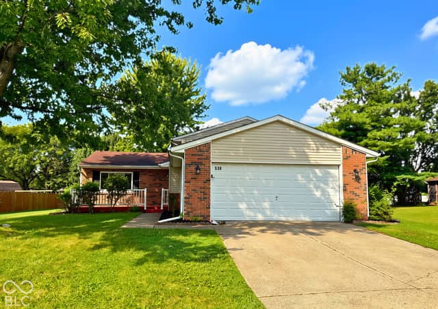 530 Quail Run, Greenwood, IN 46142, photo 2 of 79