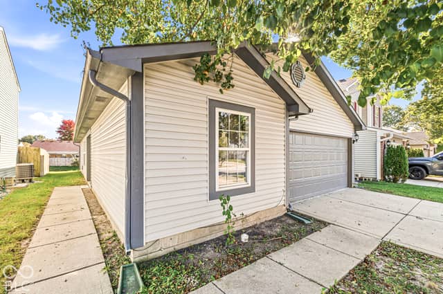 6719 Glenn Meade Drive, Indianapolis, IN 46241, photo 3 of 14