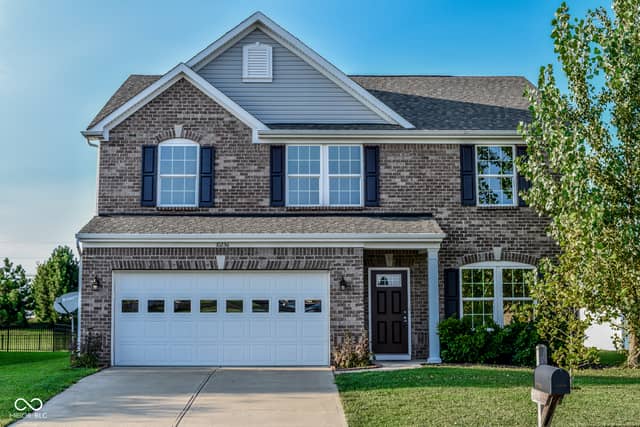 10236 Legacy Drive, Brownsburg, IN 46112, photo 3 of 25