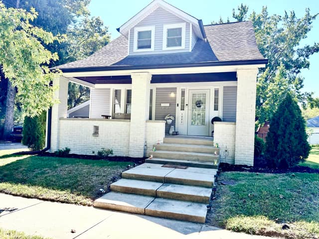 1221 E Edwards Avenue, Indianapolis, IN 46227, photo 4 of 33