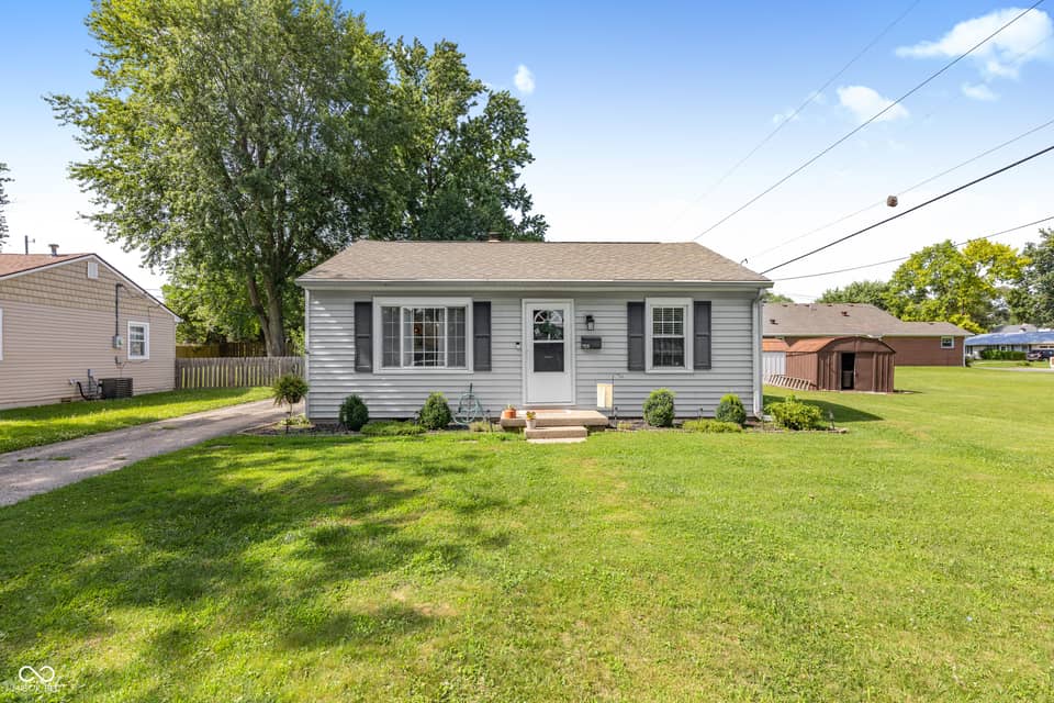 156 E Carlisle Street, Mooresville