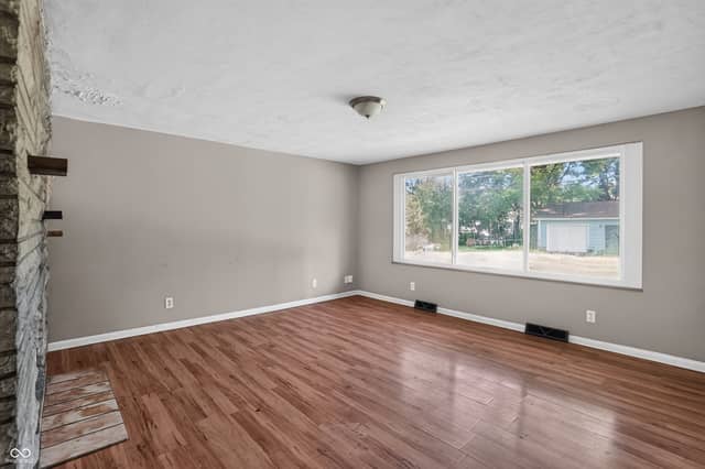 3950 N Elizabeth Street, Indianapolis, IN 46226, photo 5 of 18