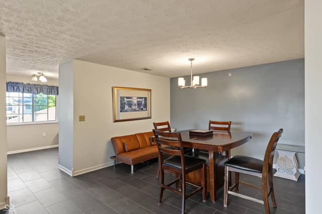 8750 Yardley Court #208, Indianapolis, IN 46268, photo 4 of 24