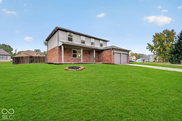 5666 Colonist Circle, Indianapolis, IN 46254, photo 2 of 29