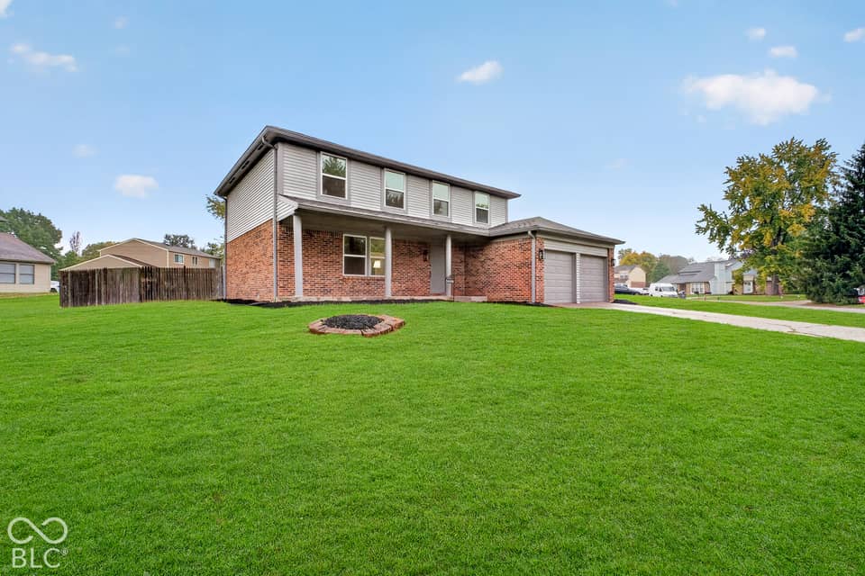 5666 Colonist Circle, Indianapolis, IN 46254, photo 1 of 29