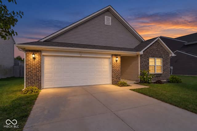 6822 Trey Drive, Camby, IN 46113, photo 4 of 31