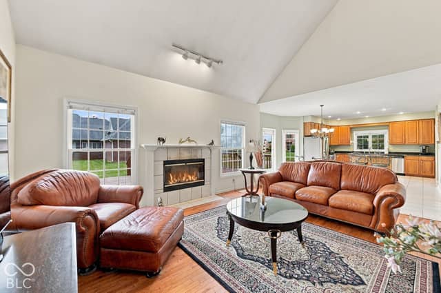 9698 Sunwood Way, Carmel, IN 46032, photo 5 of 49