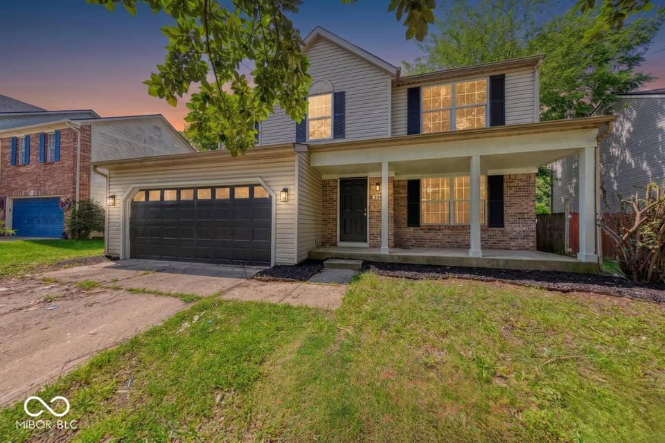 2042 Thousand Oaks Boulevard, Indianapolis