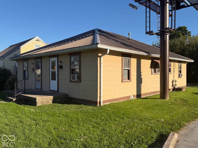 5 W 38th Street, Anderson, IN 46013, photo 3 of 25