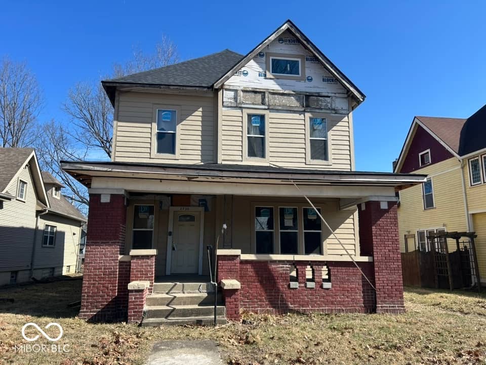 2735 Carrollton Avenue, Indianapolis