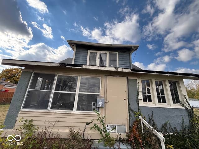 2420 Bond Street, Indianapolis, IN 46208, photo 2 of 9