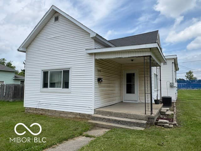 542 W Commercial Street, Hartford City