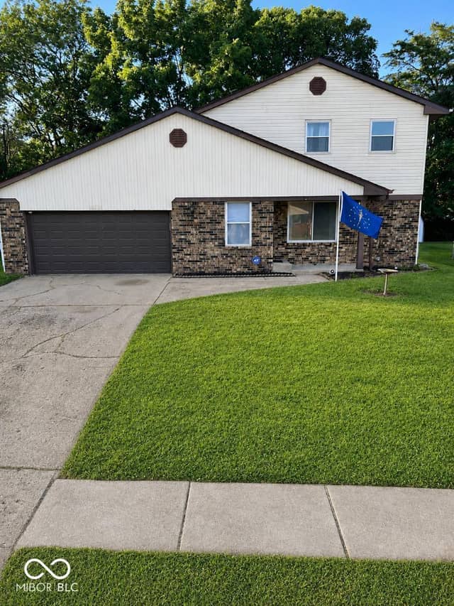 5136 Gambel Road, Indianapolis, IN 46221, photo 2 of 29