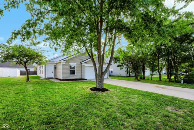 753 Indigo Court, Greenfield, IN 46140, photo 5 of 38