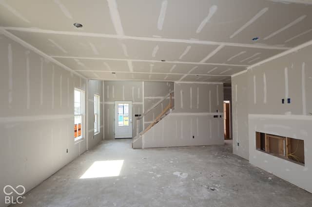 11224 Hobbsbrook Drive, Noblesville, IN 46060, photo 3 of 12
