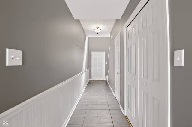 7045 Gavin Drive, Indianapolis, IN 46217, photo 5 of 37