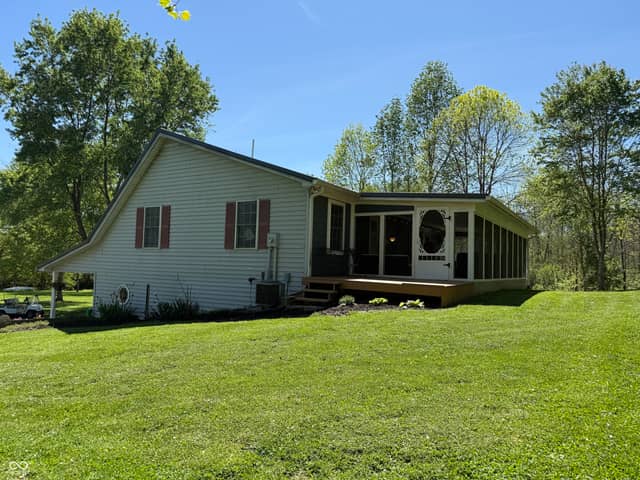 9645 N County Road 75 W, Westport, IN 47283, photo 4 of 39