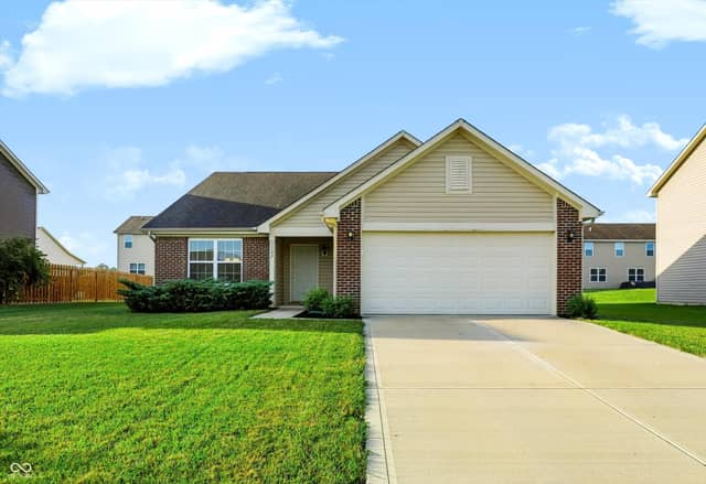 1102 W Limestone Way, Fortville, IN 46040, photo 2 of 55