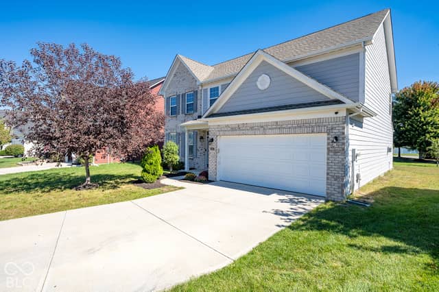 7627 Sly Fox Drive, Indianapolis, IN 46237, photo 4 of 37