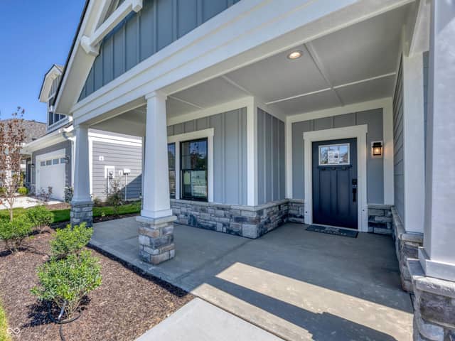 7073 Yosemite Drive, Zionsville, IN 46077, photo 3 of 34