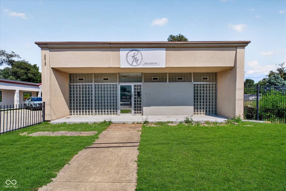 3913 N Keystone Avenue, Indianapolis