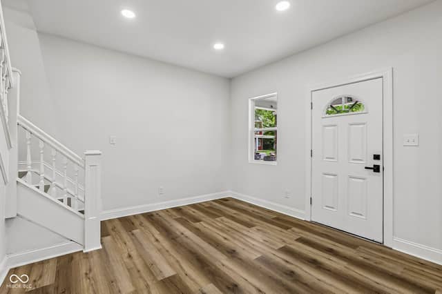 3315 E Vermont Street, Indianapolis, IN 46201, photo 4 of 23