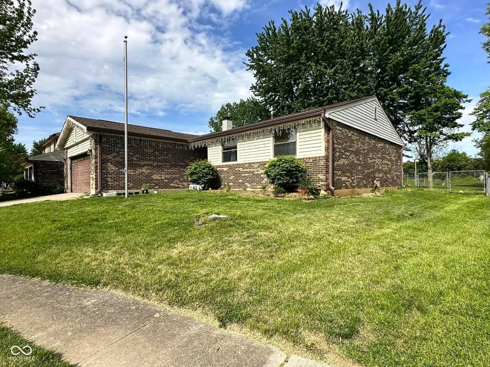7311 Chimney Rock Court, Indianapolis