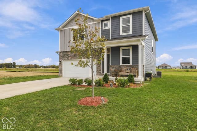 9133 Fitzgerald Drive, Indianapolis, IN 46239, photo 4 of 46