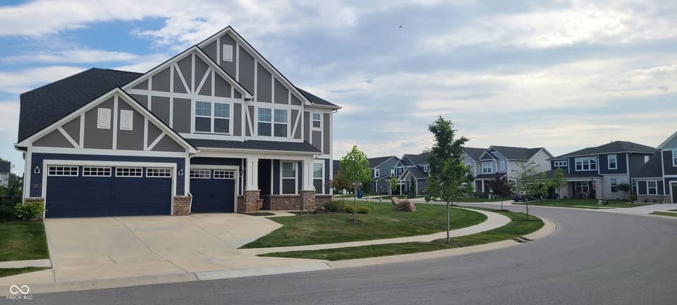 5279 Noble Crossing Parkway W, Noblesville, IN 46062, photo 1 of 37