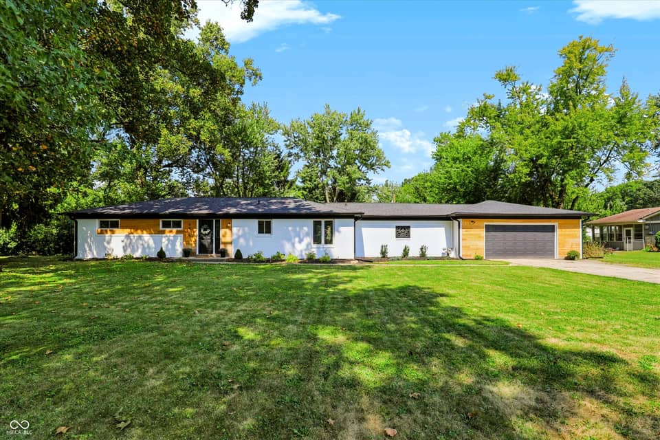 4820 E 70th Street, Indianapolis