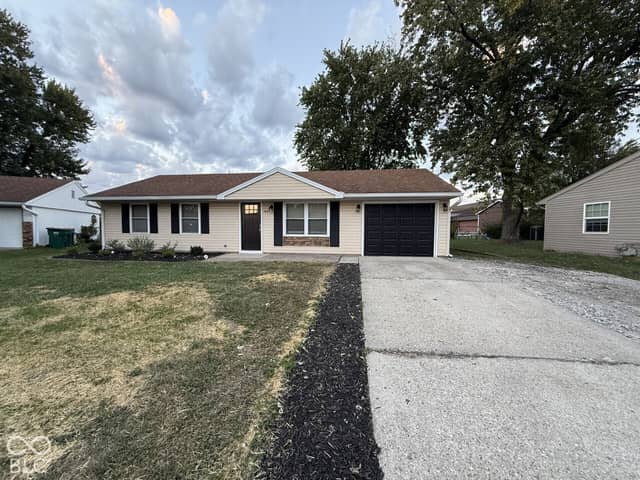80 Bryant Court, Franklin, IN 46131, photo 3 of 26