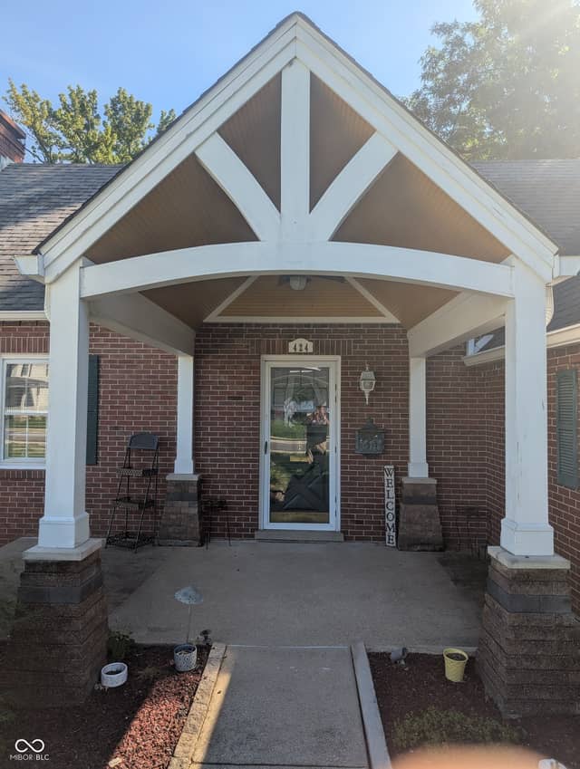 424 S Jennings Street, North Vernon, IN 47265, photo 5 of 47