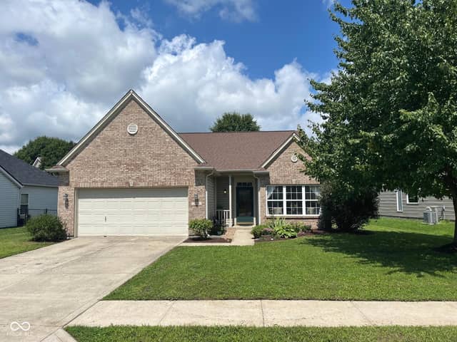 7818 Red Sunset Way, Avon, IN 46123, photo 3 of 28