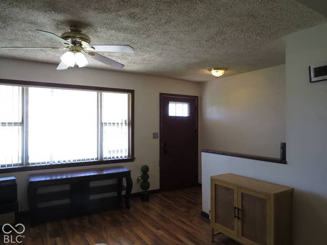8870 W 450 S, Columbus, IN 47201, photo 5 of 25