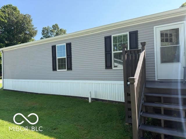 305 E Columbia, Roachdale, IN 46172, photo 4 of 34