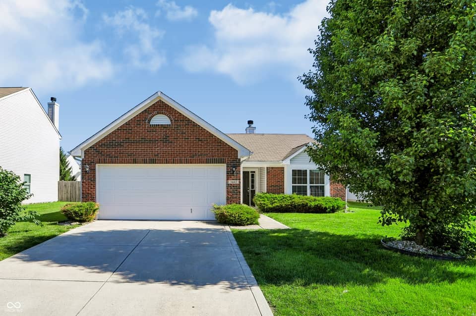 3442 Enclave Lane, Greenwood, IN 46143, photo 1 of 21