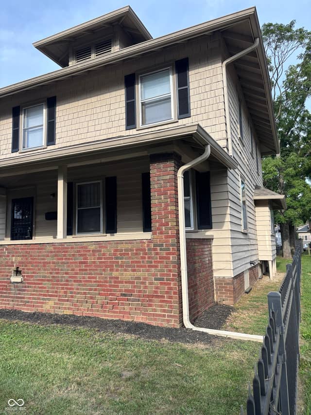2937 N Park Avenue, Indianapolis, IN 46205, photo 3 of 32