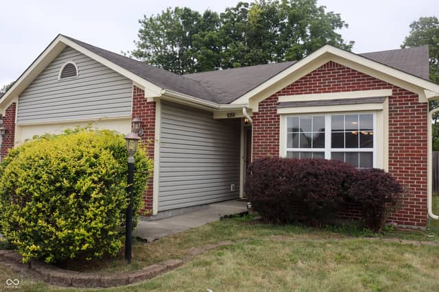 8358 Silverado Drive, Indianapolis, IN 46237, photo 3 of 16