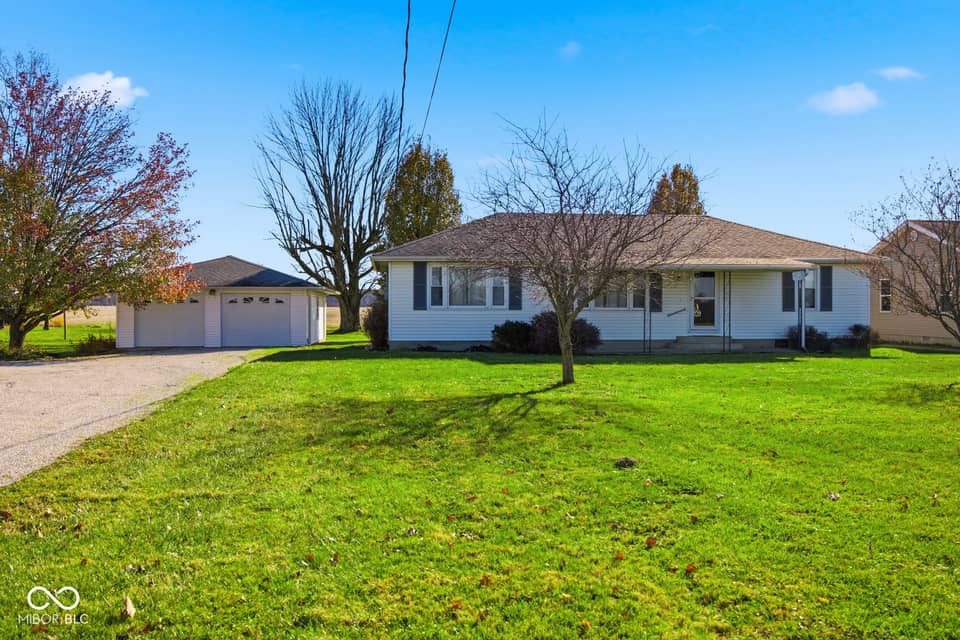 6519 W US Highway 50, Holton