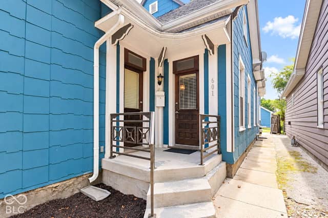 601 Sanders Street, Indianapolis, IN 46203, photo 4 of 36