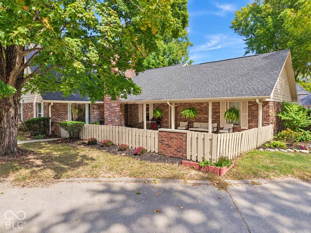 9110 Waymen Drive, Indianapolis, IN 46268, photo 3 of 32