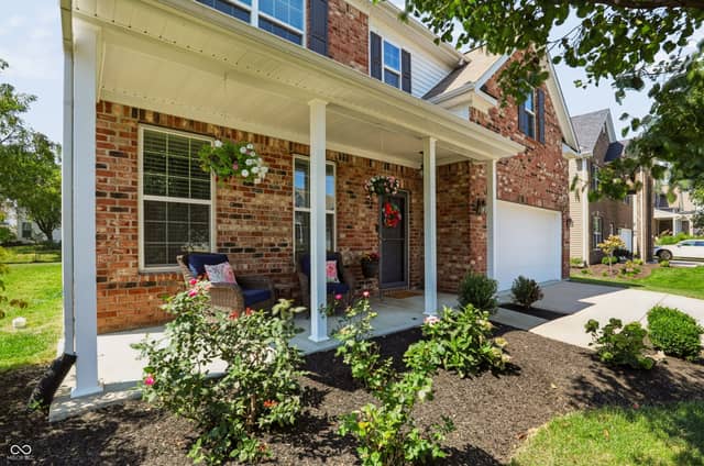 1486 Valdarno Drive, Greenwood, IN 46143, photo 3 of 31