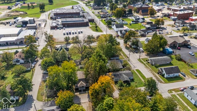 365 E Kerton Street, Scottsburg, IN 47170, photo 5 of 22